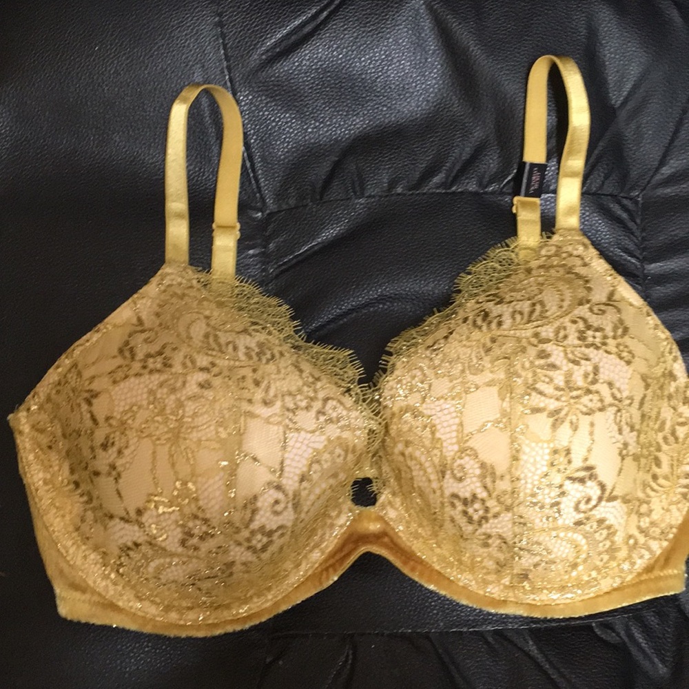 Victoria secret bra